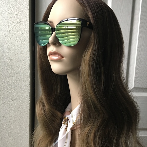 Accessories - Oversized Round Cat Eye Sunglasses